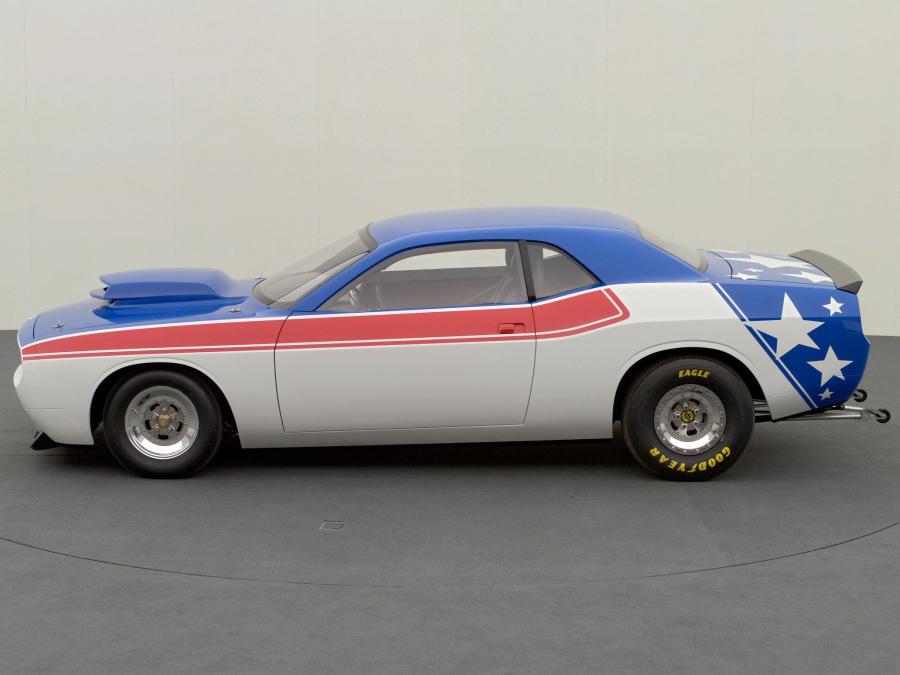  Dodge Challenger Super Stock Concept 2006 года  (фото 2 из 12)